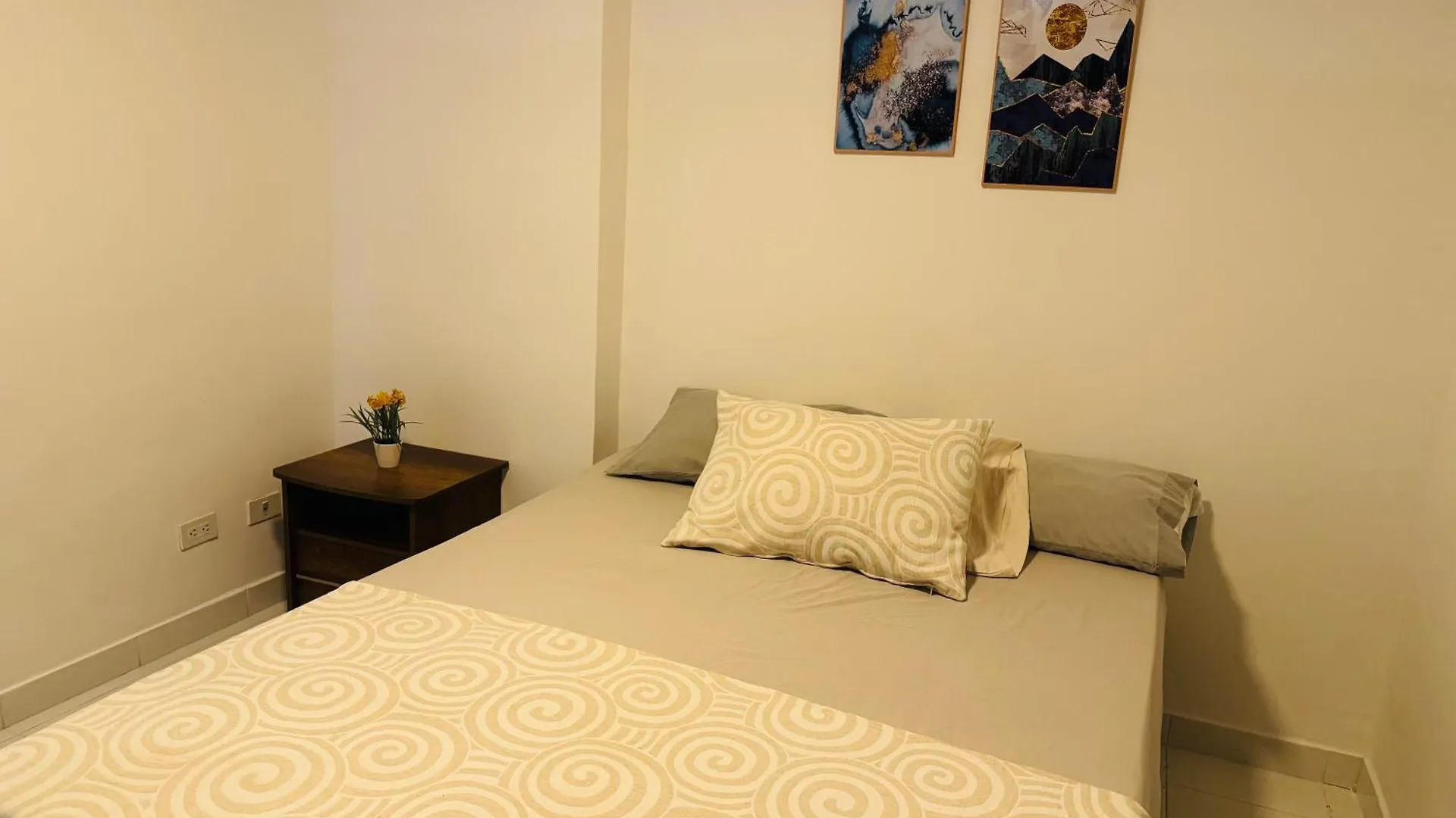 Gran Loft Cerca Al Tesoro Y Al Lleras 121 Apartment Medellin 0*,  Colombia